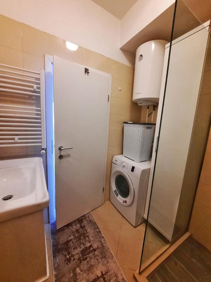 Luxury Sky View Apartment Priština Exteriér fotografie