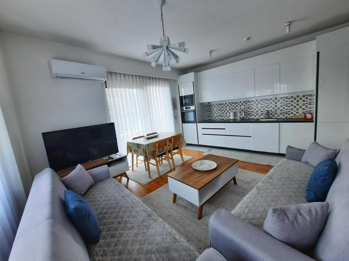 Luxury Sky View Apartment Priština Exteriér fotografie