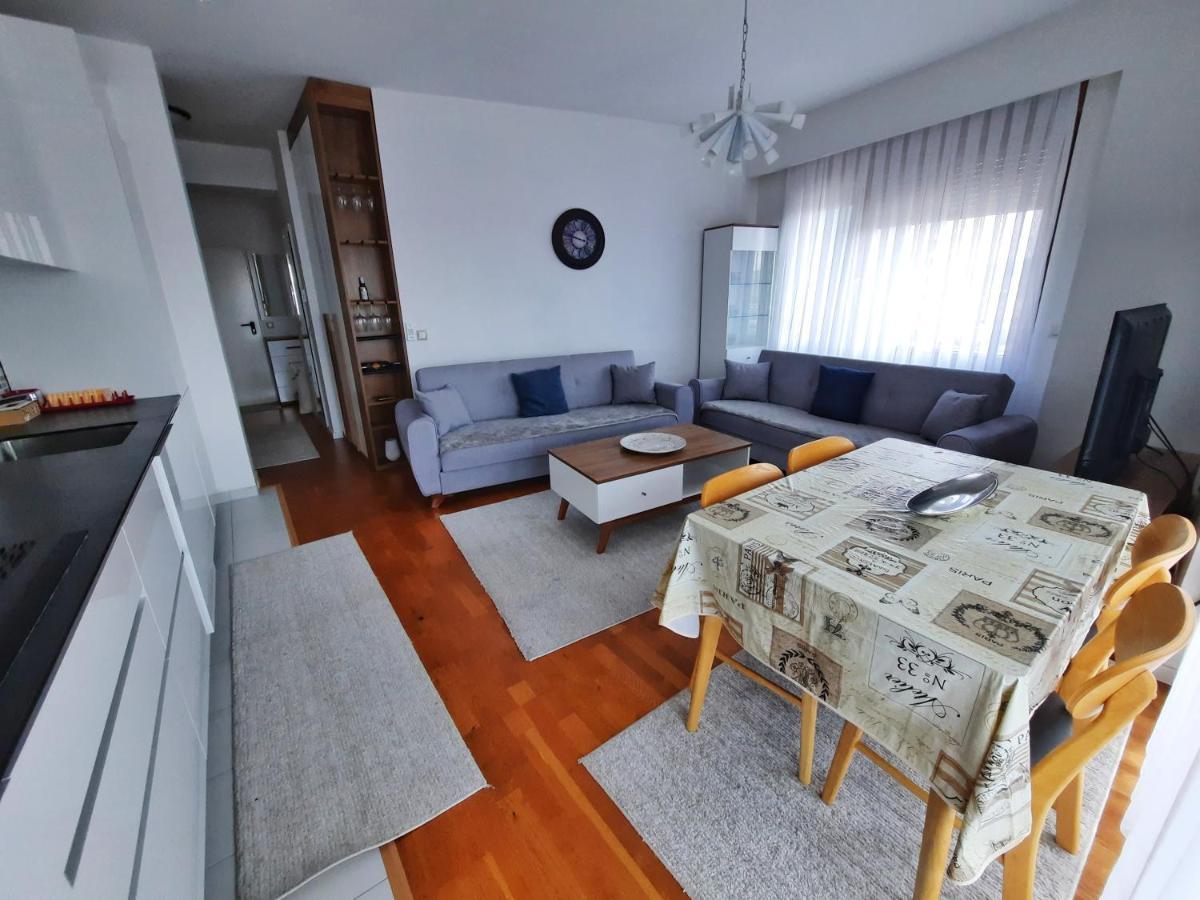 Luxury Sky View Apartment Priština Exteriér fotografie